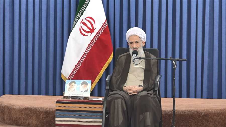 بصیرت مردم، پشتوانه نظام اسلامی در برابر فتنه دشمنان 