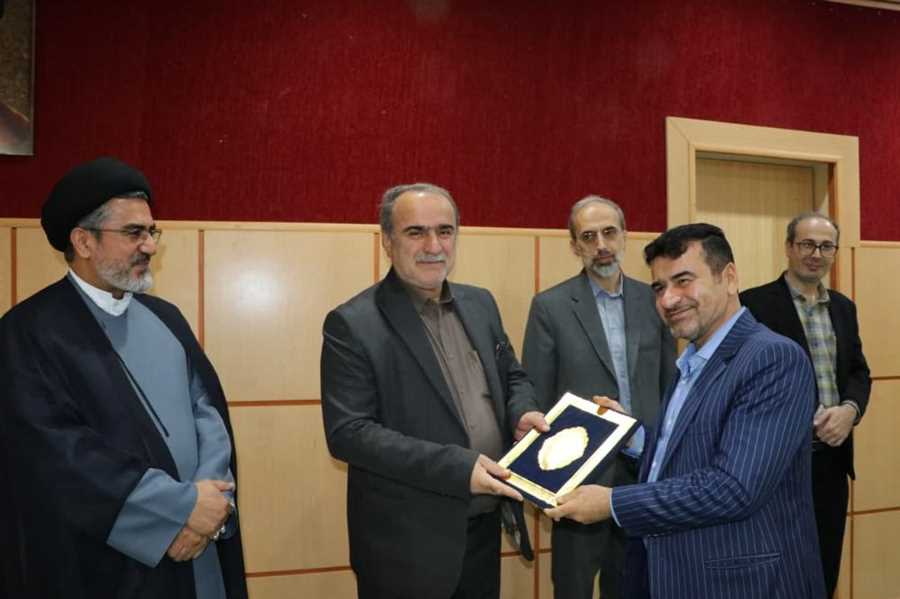  همایش ملی نهضت علویان در دانشگاه مازندران برگزار شد 
