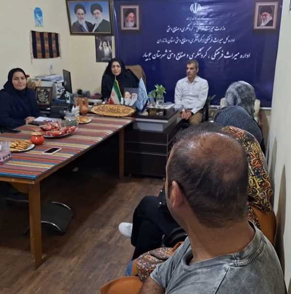 انجمن های صنایع دستی حلقه اتصال معاونت صنایع دستی و صنعتگران صنایع دستی