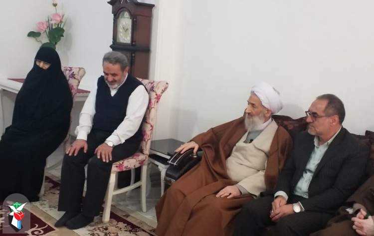 تکریم نماینده ولی فقیه و عضو خبرگان رهبری و مدیرکل بنیاد مازندران از علمداران حماسه
